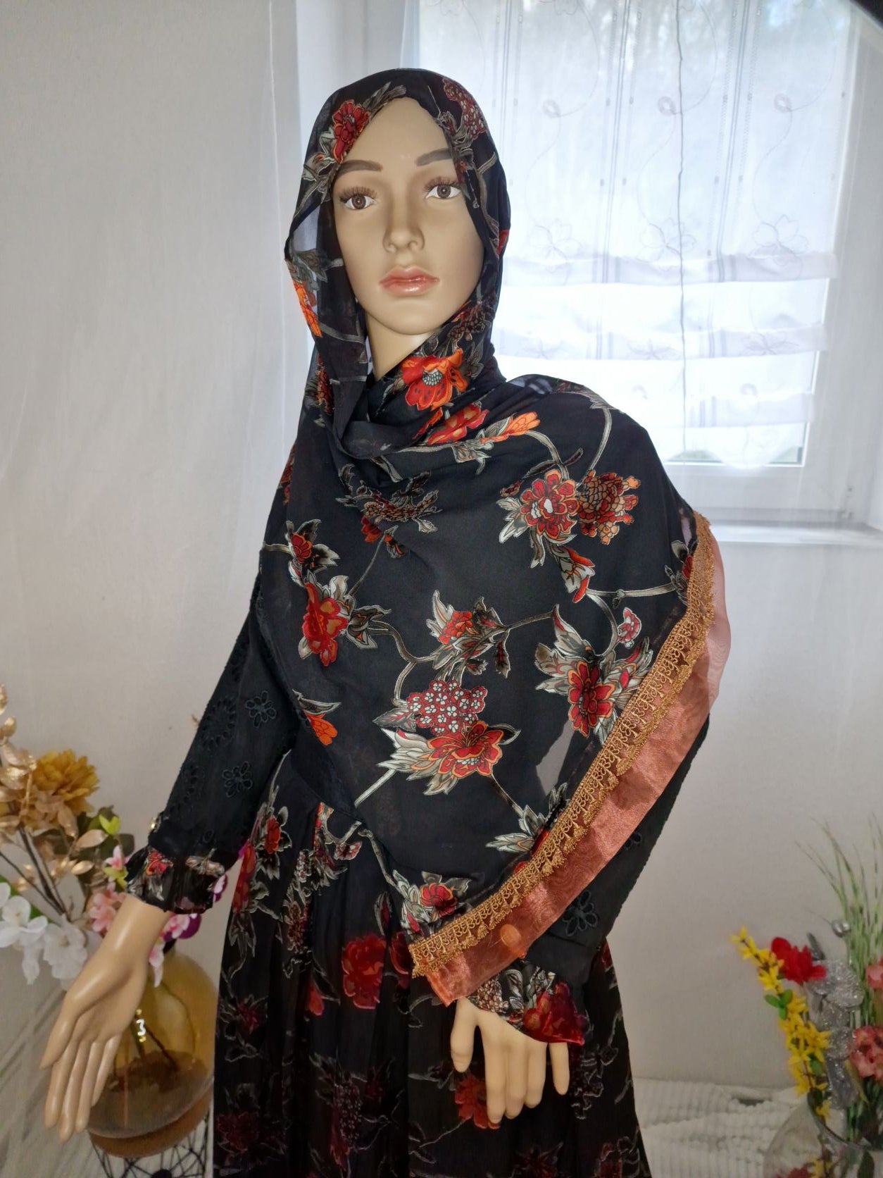 Black Hijab with red Flowers motiv