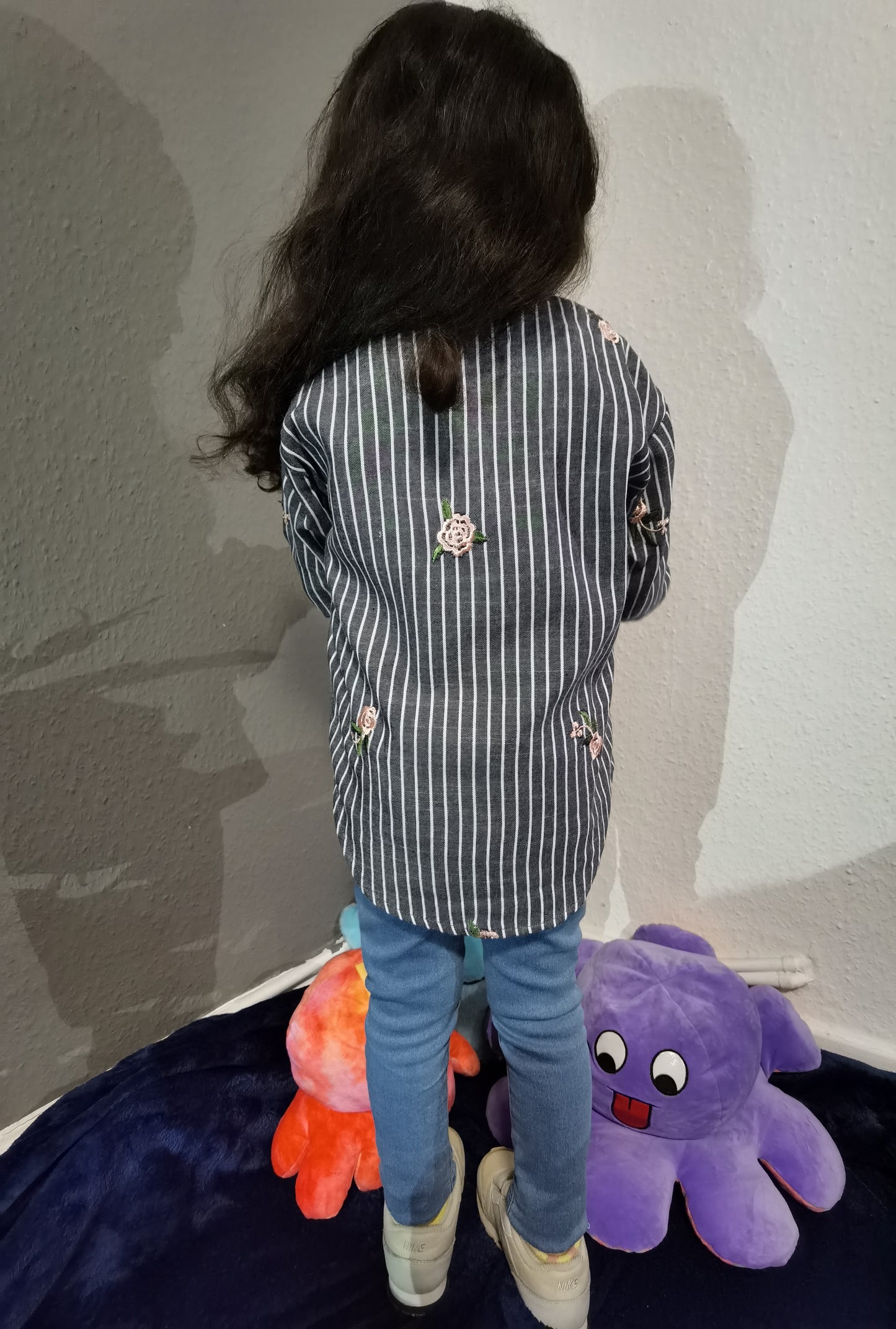 Grey striped shirt with embroidery flower details